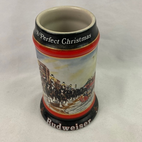 Vtg Budweiser Christmas Susan Sampson Beer Stein - Picture 1 of 8